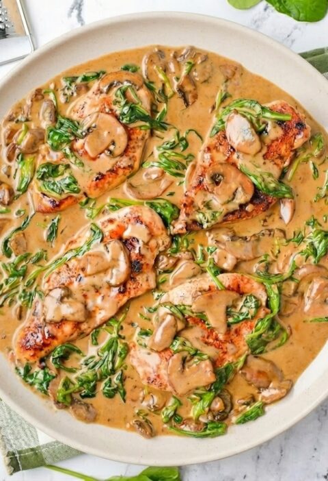 Creamy Chicken with Mushrooms and Spinach